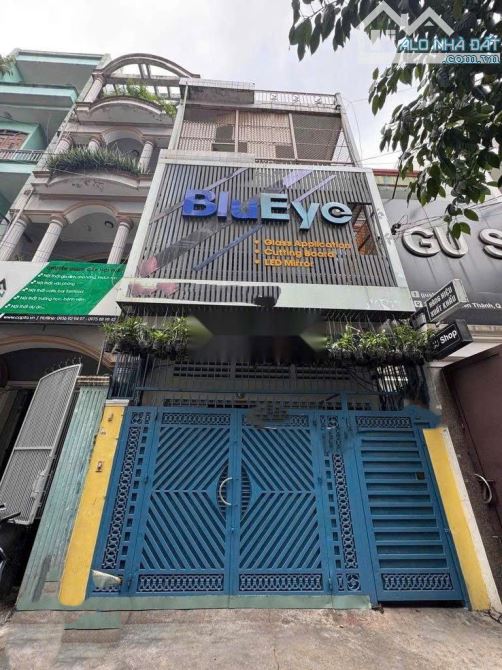 Nhà hẻm ô tô 150m² giá 22 triệu - Cơ hội tuyệt vời tại Quận 10!