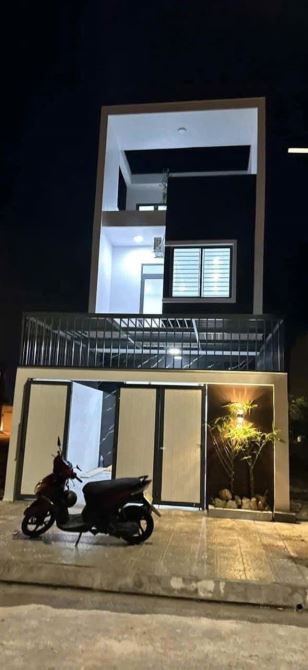 Nhà 3 Tầng Cho Thuê 105m² Mặt Tiền Đường Từ Giấy - Cơ Hội Hiếm