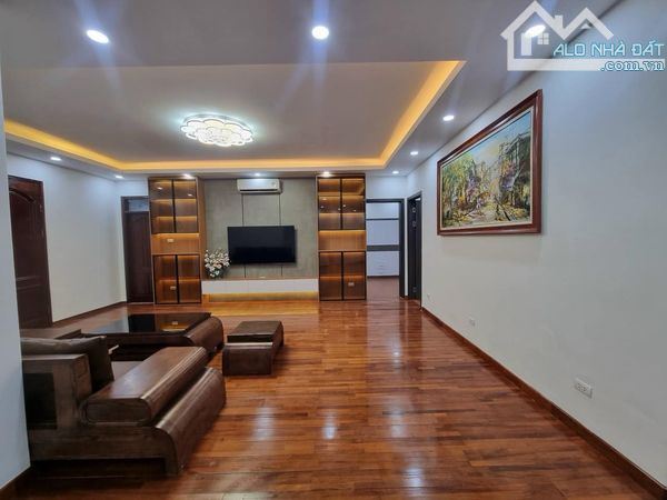 Chung cư 24T Trung Hòa Nhân Chính 153m² giá 15 triệu - Sẵn sàng vào ở!