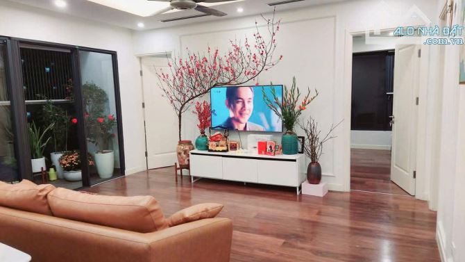 Căn hộ Hà Nội Center Point 90m² giá 17 triệu - Cơ hội hiếm có!