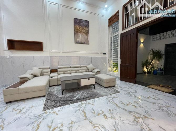 Bán nhà 85m² giá 2.72 tỷ tại Trần Thị Trọng, Tân Bình - Cơ hội hiếm có!