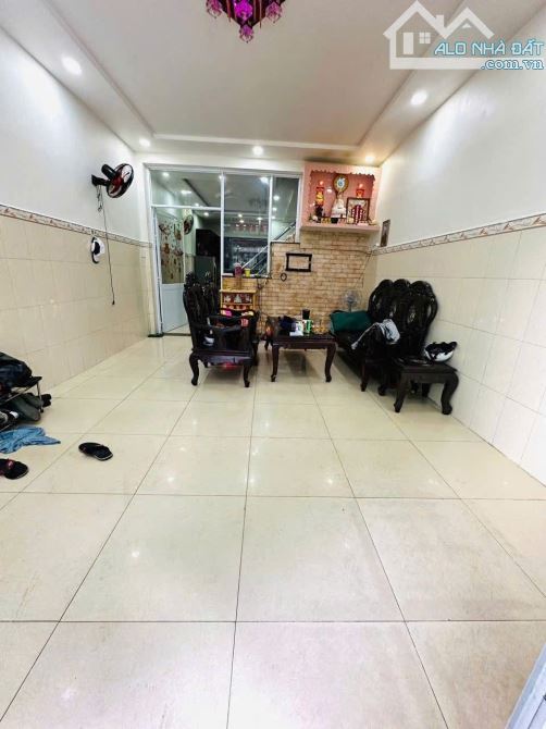 Nhà cho thuê Cư xá Phú Bình 48m² giá 10 triệu - Sẵn sàng vào ở!