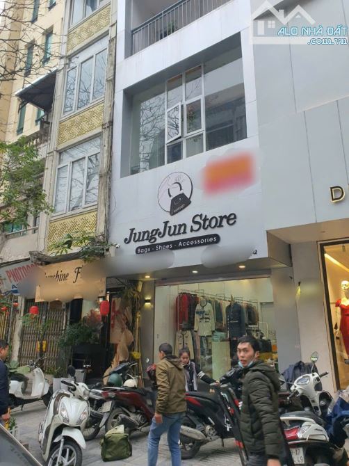 Nhà mặt phố Minh Khai 50m² giá 10 triệu - Cơ hội kinh doanh tuyệt vời!