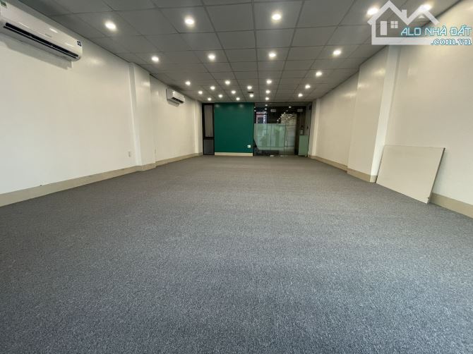 Cho thuê sàn văn phòng Trích Sài 200m² giá 25 triệu - Cơ hội vàng tại Hồ Tây!