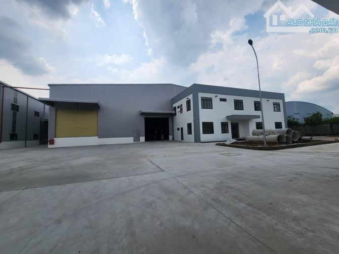 Cho thuê kho xưởng 6500m² mới tại KCN Quang Minh - Cơ hội hiếm có!