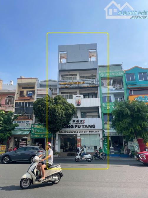 Cho Thuê Nhà 8x16m Quận Phú Nhuận Giá 140 Triệu - Cơ Hội Vàng!