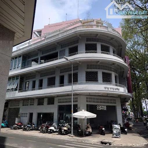 Cho thuê nhà góc 2MT 10x19m đường Châu Văn Liêm quận 5 - Cơ hội kinh doanh hấp dẫn!