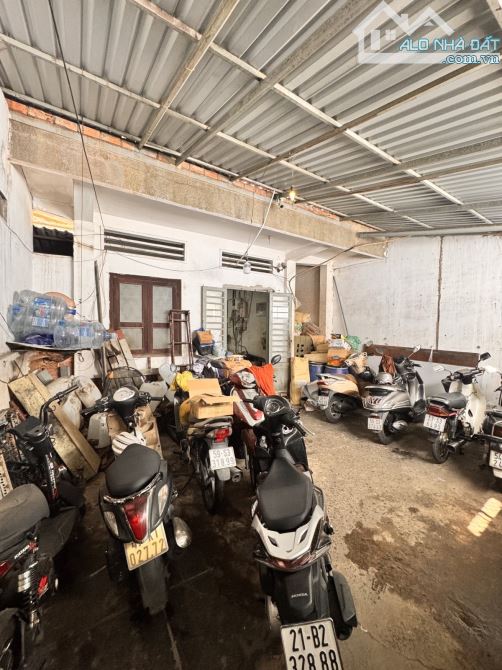 Nhà cũ 227m² Bình Thạnh giá chỉ 14.5 tỷ - Cơ hội đầu tư tuyệt vời!