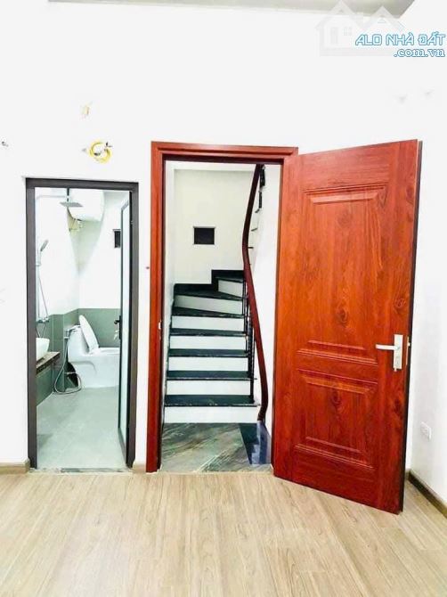 Nhà nguyên căn Phúc Đồng 80m² giá 8 triệu - Cơ hội hiếm có!