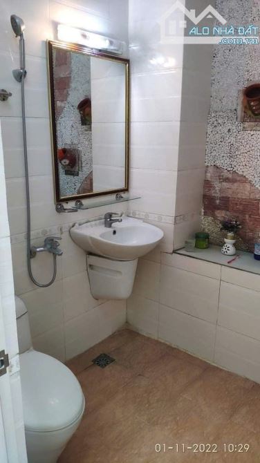 Nhà phố Bồ Đề 32m² giá 10 triệu - Cơ hội thuê lâu dài!