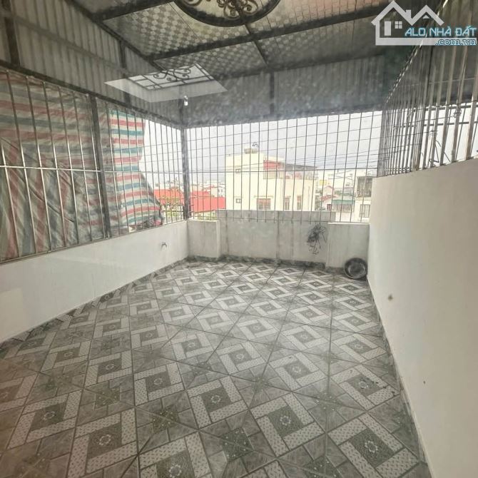 Cho thuê nhà phố Bát Khối 34m² giá 9 triệu - Cơ hội hiếm gần Aeon Mall