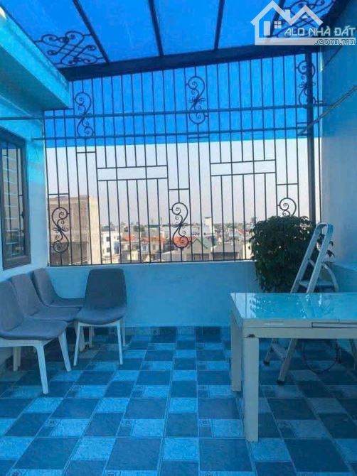 Nhà nguyên căn cho thuê Phúc Lợi 33m² giá 9 triệu - Cơ hội hiếm có!