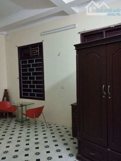 Nhà cho thuê 100m² Trương Định giá 14 triệu - Cơ hội hiếm có!