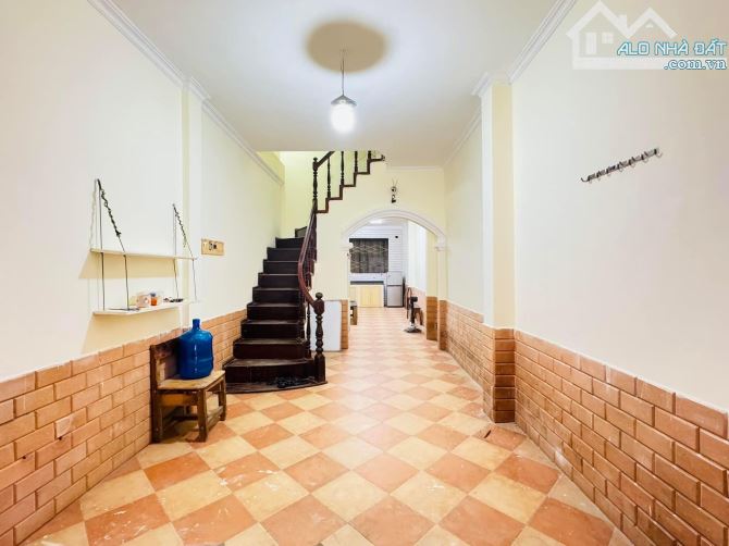 Nhà nguyên căn Đặng Tiến Đông 50m² giá 14 triệu - Gần hồ Hoàng Cầu