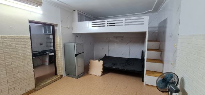 Nhà nguyên căn 30m² 4 tầng tại Lĩnh Nam - Giá 6,5 triệu hấp dẫn!