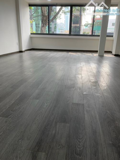 Mặt tiền kinh doanh 120m² đường Trần Hưng Đạo - Cơ hội hiếm có!