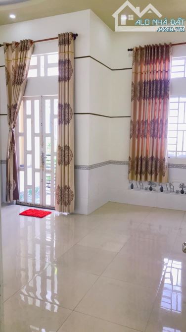 Nhà cho thuê 90m² đường Nguyễn Trãi giá 8 triệu - Cơ hội hiếm có!