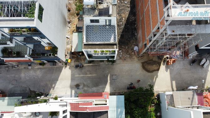 Nhà 2 tầng Thạnh Xuân 80m² giá 5.5 tỷ - An ninh và tiện ích đầy đủ!