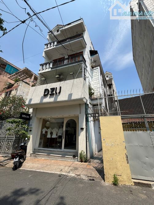 Toà Nhà 5 Tầng Lê Văn Sỹ 8m*22m giá 30 tỷ - Cơ hội vàng không thể bỏ lỡ!