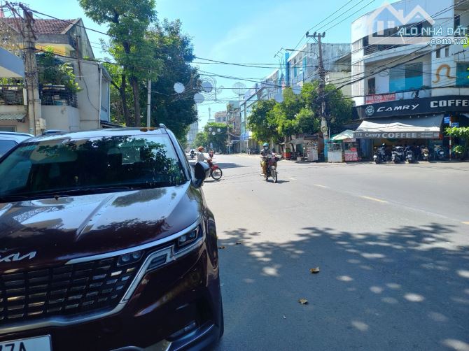 Cho thuê nhà 24m² tại đường Trần Hưng Đạo - Vị trí kinh doanh đỉnh cao!