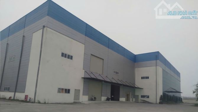 Cho thuê xưởng 13.000m² giá 1.3 tỷ - Khu Công Nghiệp Đồng Văn 4