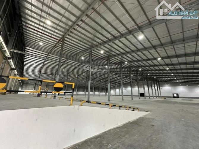 Cho thuê kho xưởng 1.700m² KCN Tân Bình giá 152 triệu - Cơ hội hiếm có!