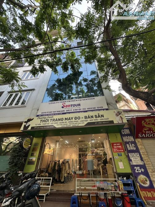 Nhà mặt phố Hoàng Ngọc Phách Đống Đa 70m² giá 44 triệu - Cơ hội hiếm có!