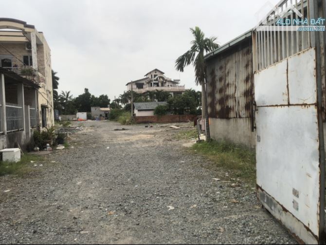 Cho thuê đất trống 2600m² mặt đường QL1A Quận 12 - Cơ hội vàng cho thuê kho bãi!