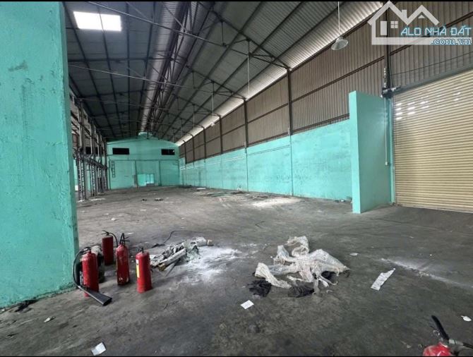 Cho thuê kho 1100m² giá 99 triệu tại Tân Phú - Cơ hội tốt!