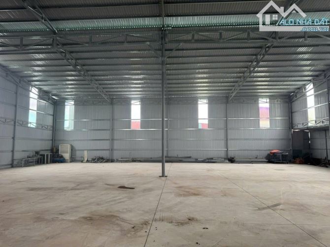 Cho thuê kho xưởng 1350m² Lã Xuân Oai, Quận 9 - Cơ hội tuyệt vời!