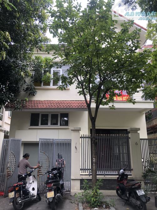 Nhà cho thuê 180m² Đường Lưu Hữu Phước, Mỹ Đình - Cơ hội hiếm có!