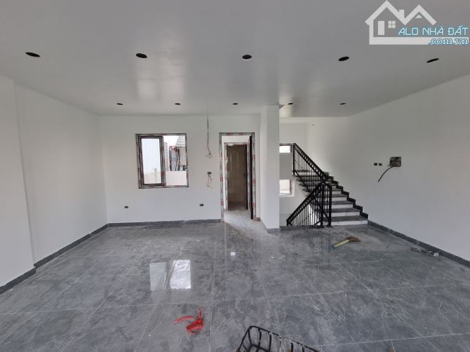 Nhà mặt phố Mạc Thái Tông 100m² giá 80 triệu - Cơ hội vàng cho doanh nghiệp!