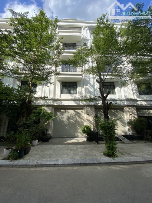 Nhà cho thuê 105m² tại Vũ Phạm Hàm, Cầu Giấy - Cơ hội hiếm có!