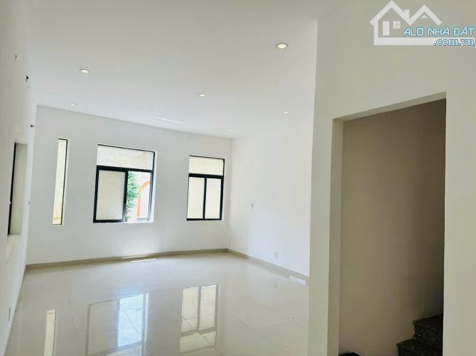 Nhà 4 Tầng Trần Phú 52m² giá 20 triệu - Cơ hội vàng cho thuê!