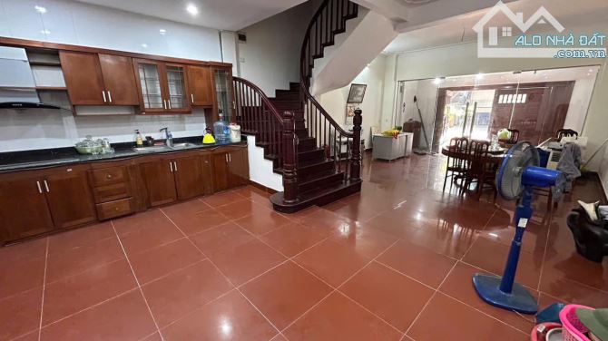 Cho thuê nhà Nghĩa Đô 85m² giá 32 triệu - Nhà đẹp, vị trí lý tưởng