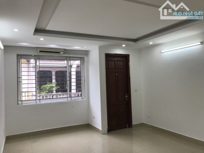 Cho thuê nhà Kim Mã 56m² giá 18 triệu - Cơ hội hiếm có!