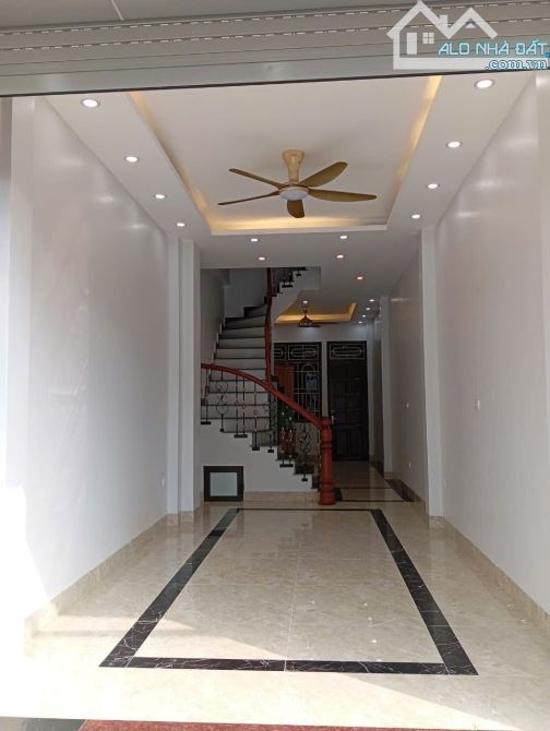 Cho thuê nhà Vọng Hà 40m² giá 16 triệu - Kinh doanh sầm uất!