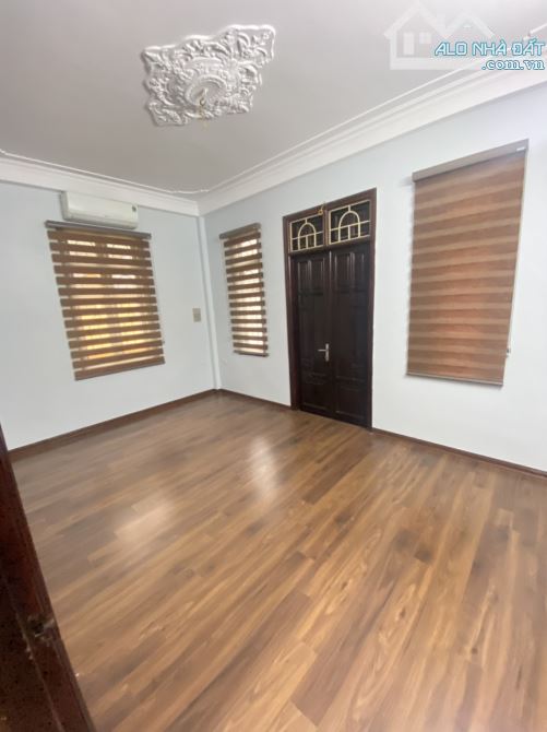 Cho thuê nhà Hào Nam 58m² giá 22 triệu - Không gian sống lý tưởng!