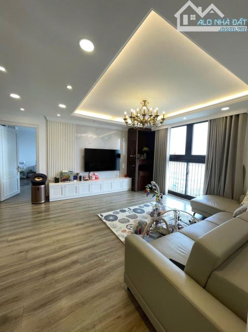 Căn hộ Hòa Bình Green Bưởi 110m² giá 19 triệu - Không thể bỏ lỡ!