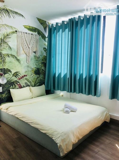 Cho thuê Homestay 12 phòng 100m² Bà Triệu Đà Lạt - Cơ hội kinh doanh hấp dẫn!