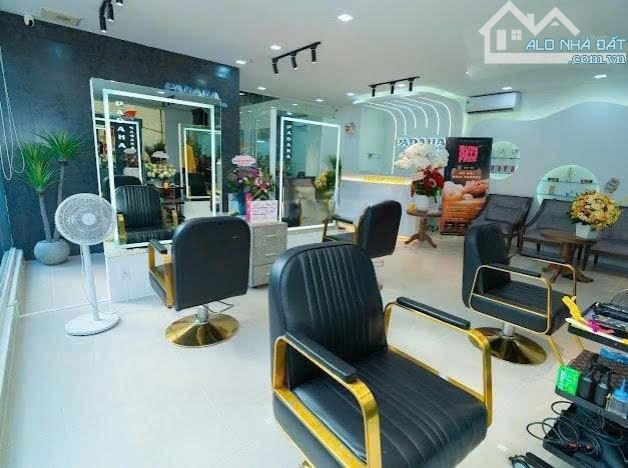 Cho thuê mặt bằng kinh doanh 160m² giá 45 triệu - Vị trí đắc địa Quận 3