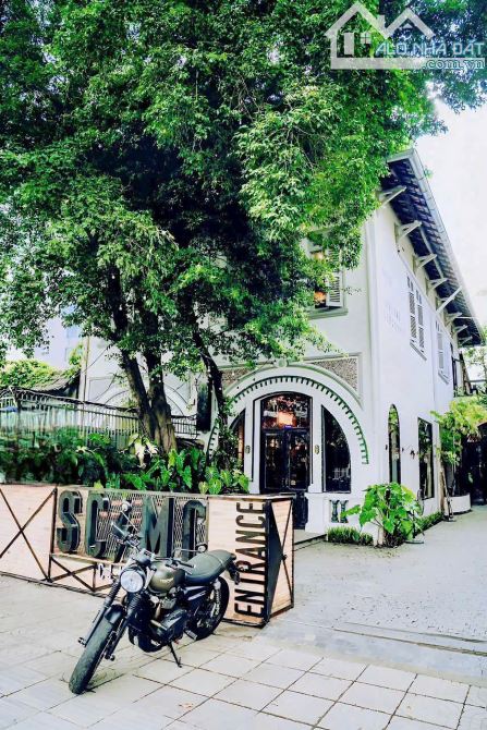 Biệt thự sân vườn mặt tiền 211b Điện Biên Phủ 700m² giá 180 triệu - Cơ hội vàng cho kinh doanh!