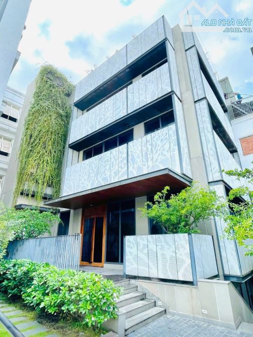 Cho thuê tòa nhà 500m² tại Quận 3 - Cơ hội kinh doanh lý tưởng!