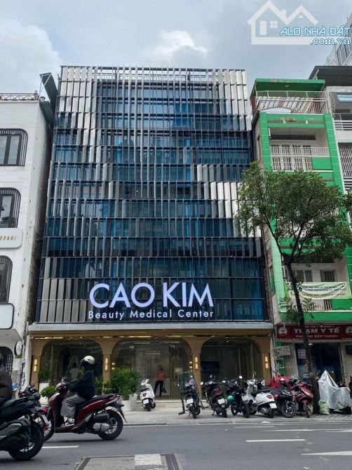 Cho thuê tòa nhà 221-225 Lý Tự Trọng 1200m² giá 520 triệu - Cơ hội vàng trung tâm