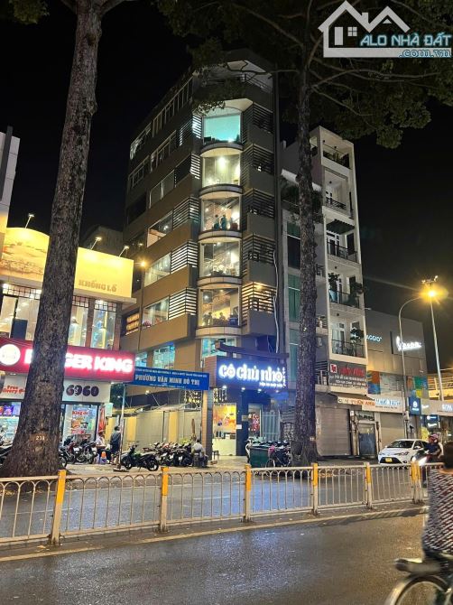 Cho thuê tòa nhà góc 543 Nguyễn Tri Phương, 550m² giá 140 triệu - Cơ hội đầu tư hấp dẫn!