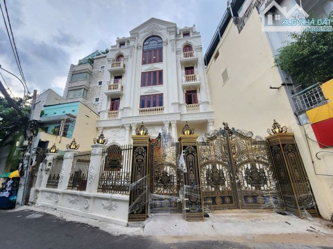 Cho thuê Tòa nhà 166 Nguyễn Đình Chính, Phú Nhuận - 14m x 17m - Cơ hội hiếm