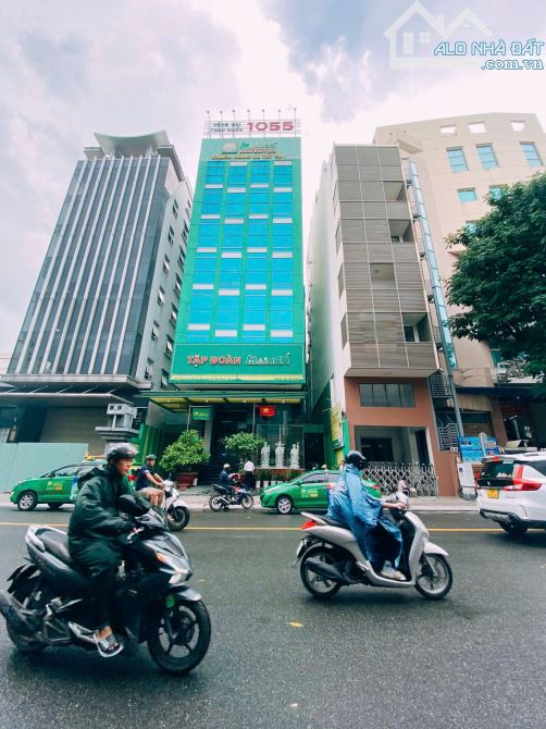 Cho thuê tòa nhà 22 Nguyễn Bỉnh Khiêm, Quận 1 - 1.782m² - Cơ hội kinh doanh tốt!