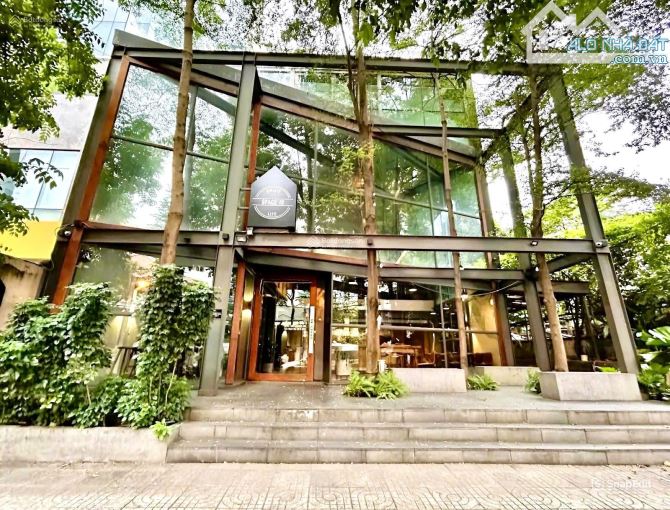 Nhà Cho Thuê 650m² Quận 3 Giá 200 triệu - Cơ Hội Kinh Doanh Hiếm Có!