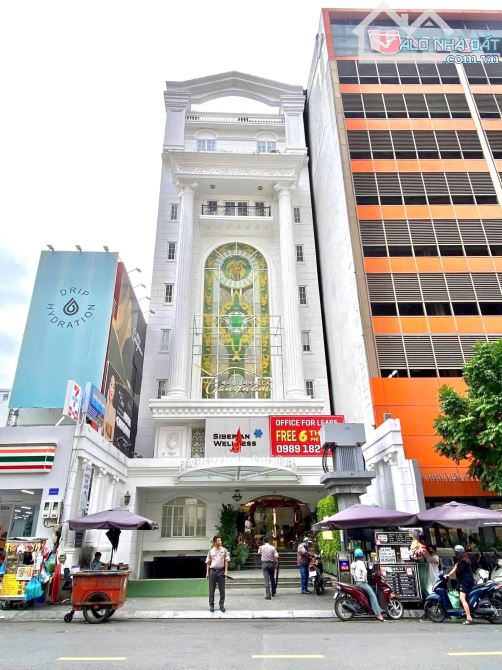 Tòa nhà cho thuê 1.765m² tại Quận 1 - Cơ hội kinh doanh lý tưởng!