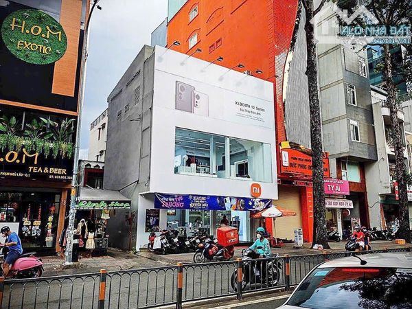 Căn hộ cho thuê 192m² Tôn Thất Tùng, Bến Thành, Q1 - Cơ hội kinh doanh đỉnh cao!